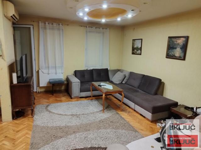 NOVA DETELINARA, 83m2, Troiposoban, Parking