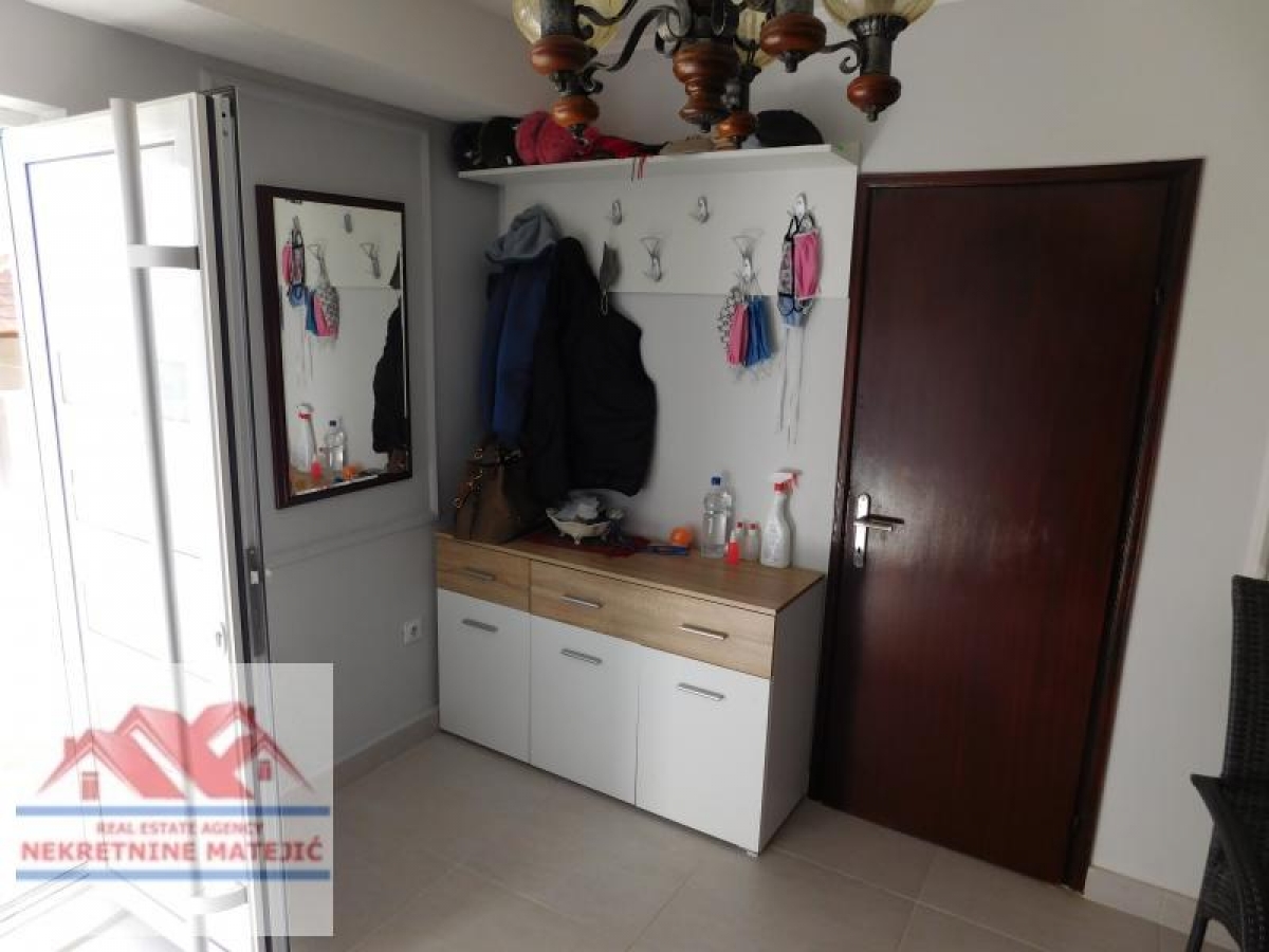 KUĆA, NOVOGRADNJA, 350 M2+5, 5 ARI PLACA, ĆAVA, CENA – 145. 000 E