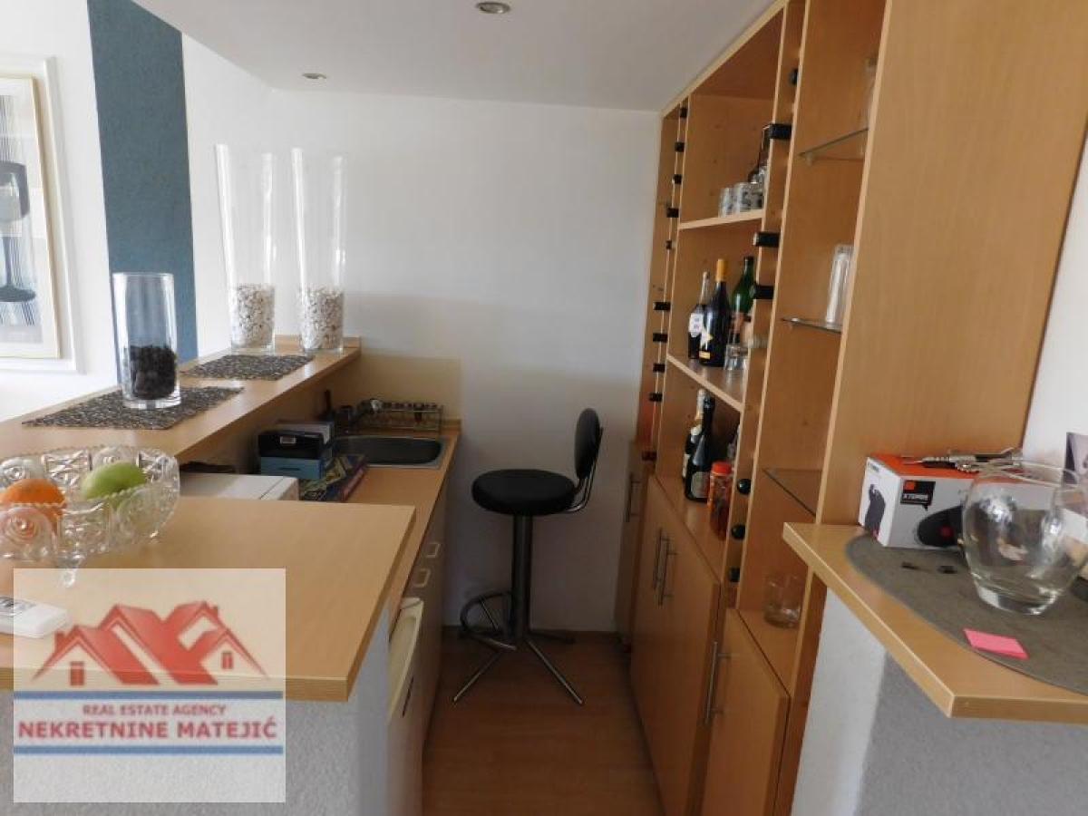 KUĆA, NOVOGRADNJA, 350 M2+5, 5 ARI PLACA, ĆAVA, CENA – 145. 000 E