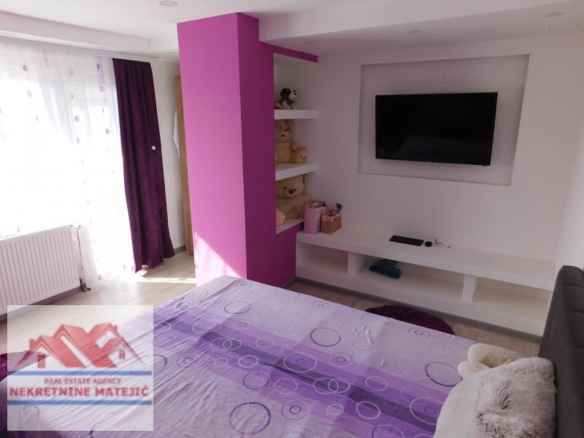 KUĆA, NOVOGRADNJA, 350 M2+5, 5 ARI PLACA, ĆAVA, CENA – 145. 000 E