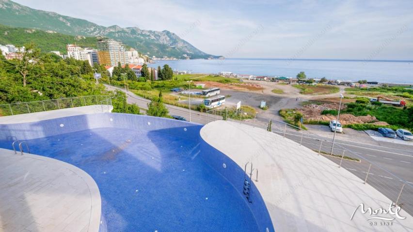 STAN SA 2 SPAVAĆE SOBE I PANORAMSKIM POGLEDOM U NOVOM KOMPLEKSU, BEČIĆI