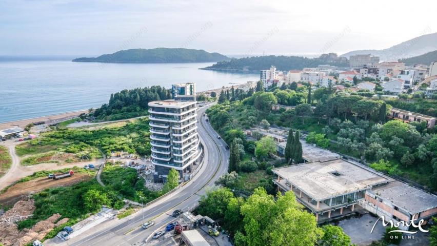 STAN SA 2 SPAVAĆE SOBE I PANORAMSKIM POGLEDOM U NOVOM KOMPLEKSU, BEČIĆI