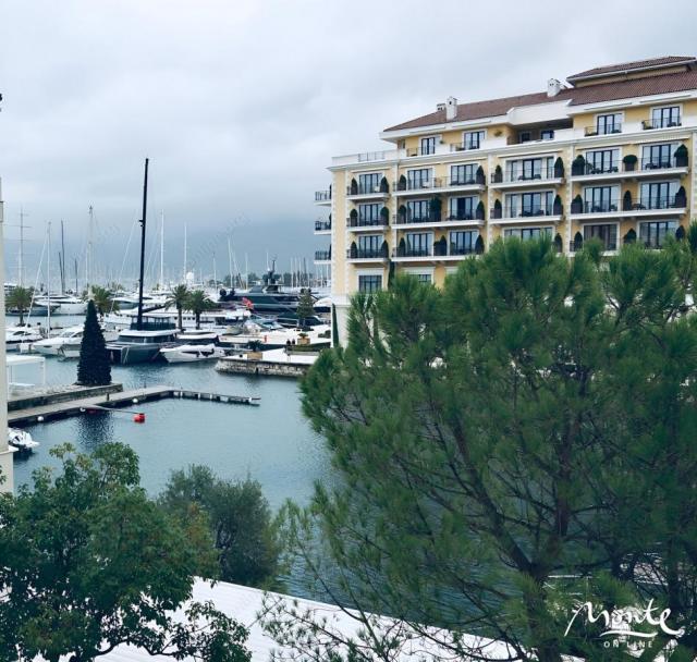 STAN SA 2 SPAVAĆE SOBE I POGLEDOM NA MORE U KOMPLEKSU OZANA, PORTO-MONTENEGRO