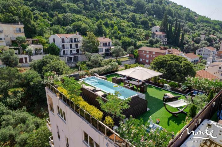 Luksuzan apartman Roof Top Villa sa panoramskim pogledom u Budvi