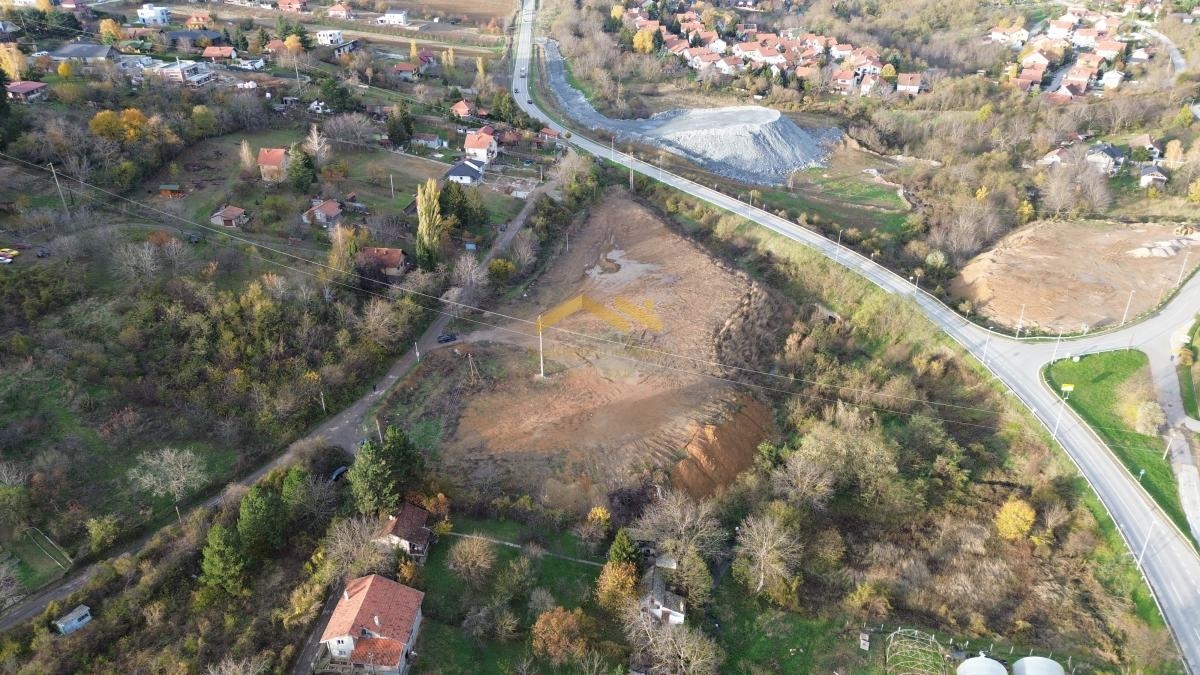 Idealno građevinsko zemljište na Popovici - Moguća kompezacija za stanove