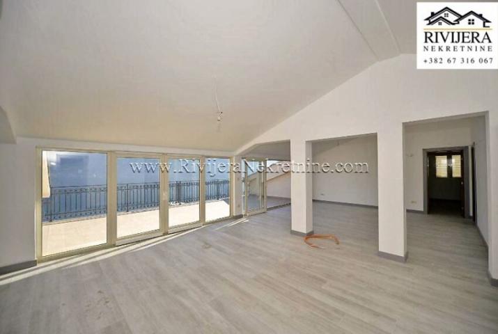 Luxury apartments in a newly built building in Prcanj Kotor