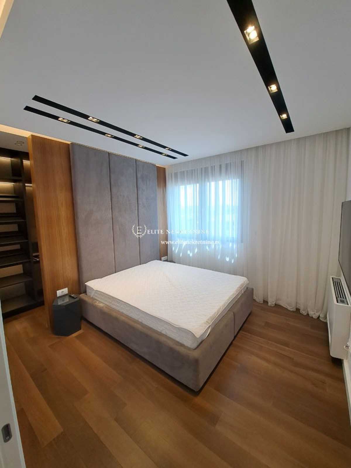 Luksuzan Penthouse  sa pogledom Hram, Vracar