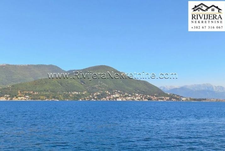 Urbanized plots for sale near sea in Rose peninsula Lustica