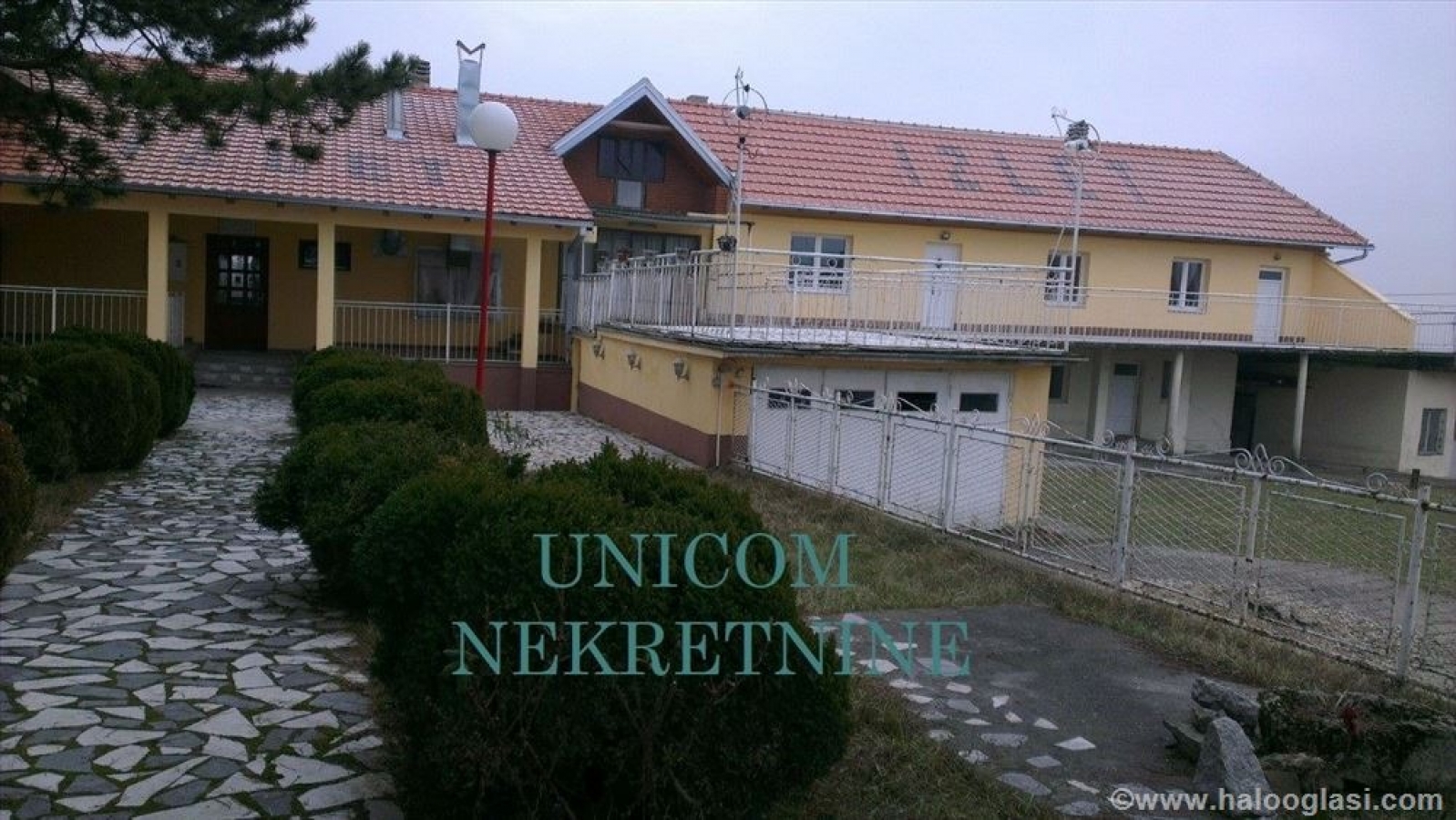 Restoran 632m2 na 40 ari - Baćevac