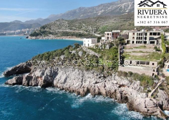 Prime location waterfront Villa in the under-construction Milocer Budva