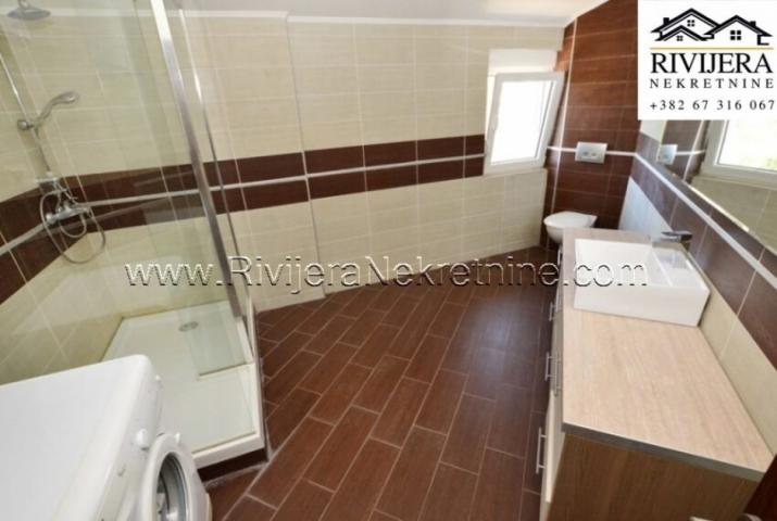 Sale of a two-bedroom apartment with swimming pool Krimovica Kotor