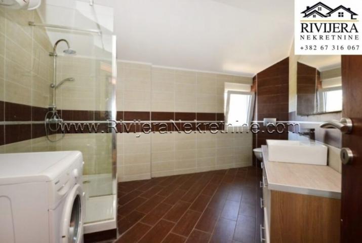 Sale of a two-bedroom apartment with swimming pool Krimovica Kotor