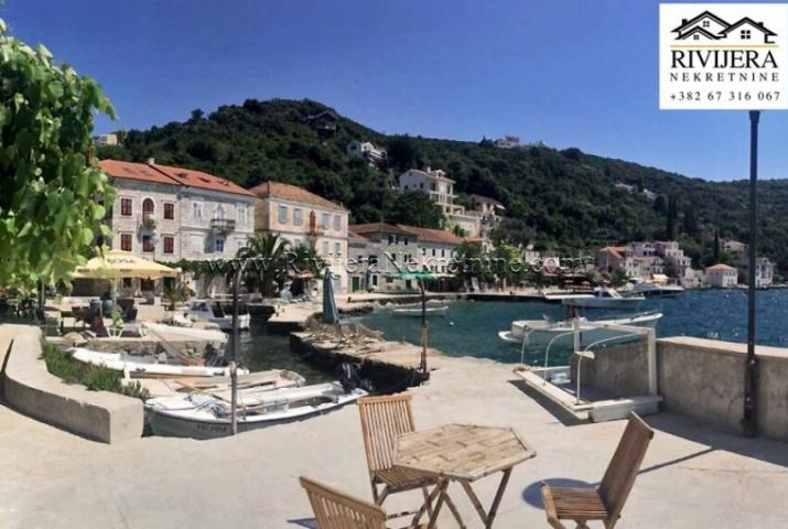 Urbanized plots for sale near sea in Rose peninsula Lustica