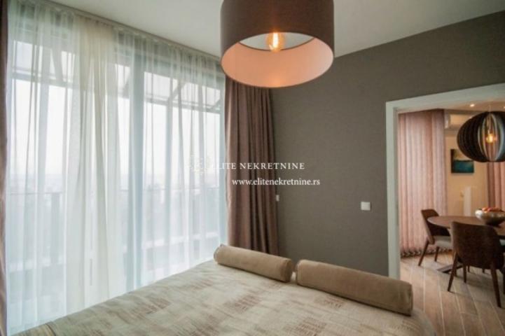 Izdavanje-Luksuzan penthouse Vracar