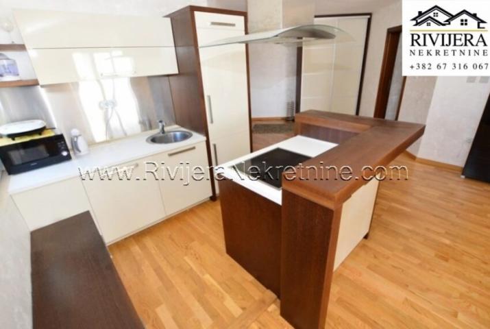 Sale of a two-bedroom apartment with swimming pool Krimovica Kotor