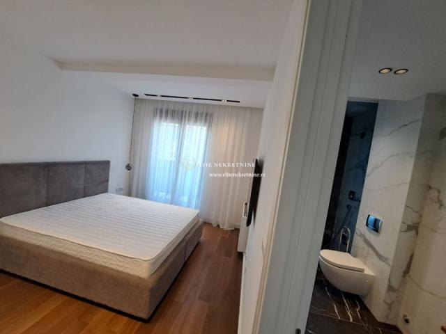 Luksuzan penthouse Vracar, 2 garazna mesta