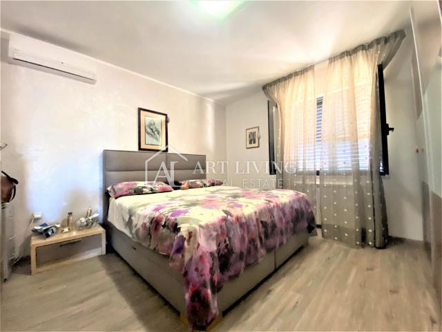 Umag -okolica, apartmanska vila 150m od mora