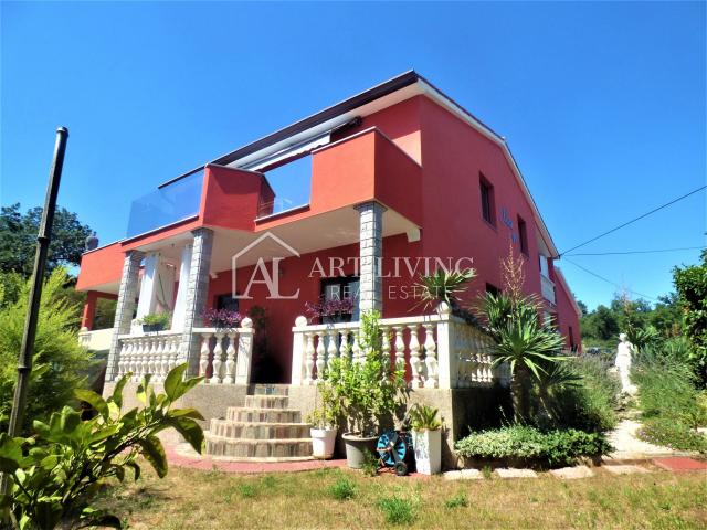 Umag-surroundings, detached house near the sea