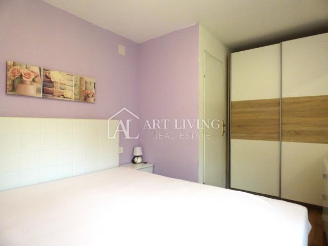 Umag-surroundings, High-rise house with a spacious garden of 2,150 m2