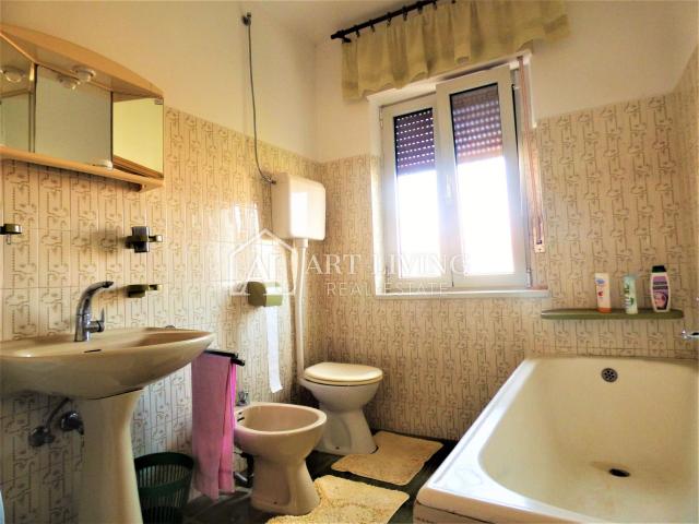 Umag, Apartment 151 m2 on the 1st floor of a house 500 m from the sea