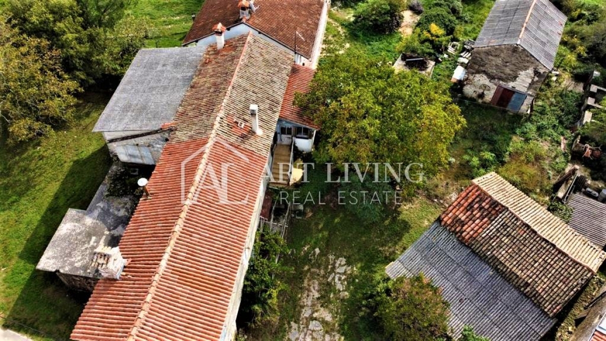 Grožnjan-Umgebung, autochthones istrisches Landgut in wunderschöner Lage