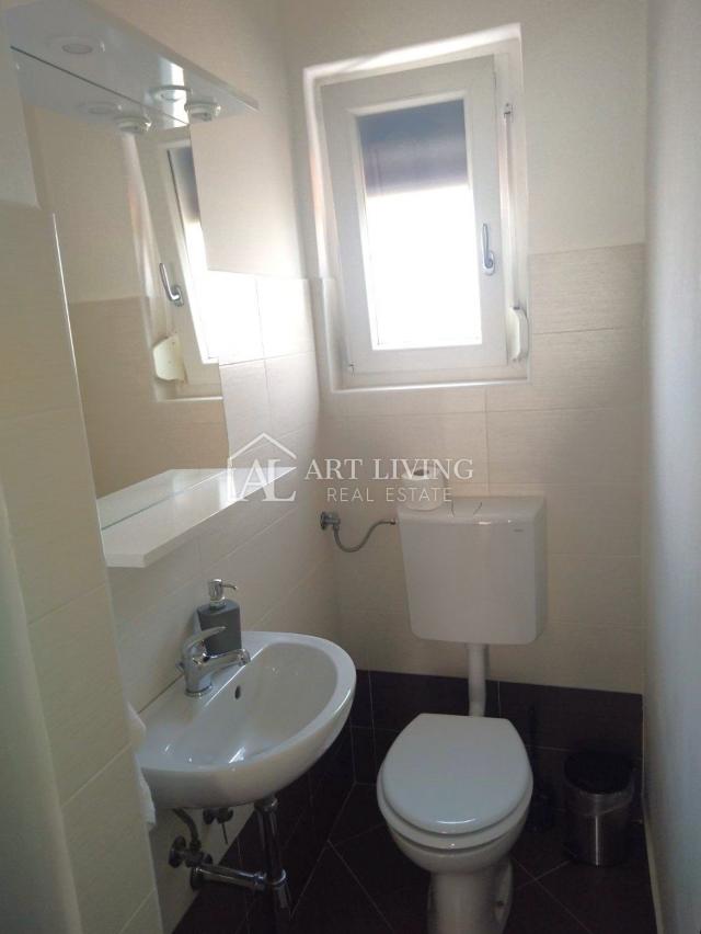 Umag-surroundings, Modern spacious apartment 120 m2 not far from the town and the sea