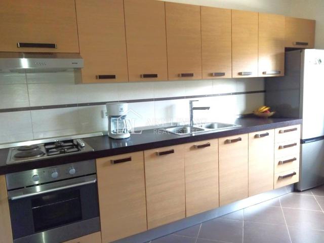 Umag-surroundings, Modern spacious apartment 120 m2 not far from the town and the sea