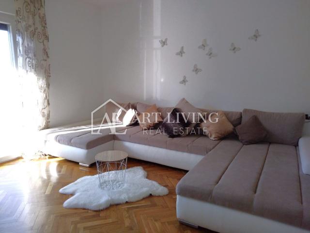 Umag-surroundings, Modern spacious apartment 120 m2 not far from the town and the sea