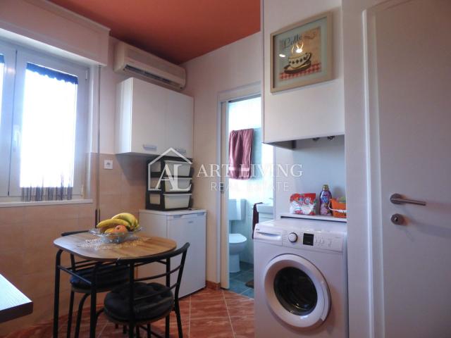 Buje, Nice fully renovated apartment 300 m from the city center