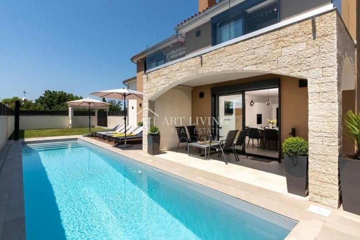 Poreč-surroundings, Modern villa with pool 6 km from the sea