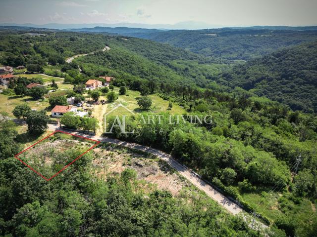 Istria, Poreč - Tinjan, attractive building plot with a modern villa project