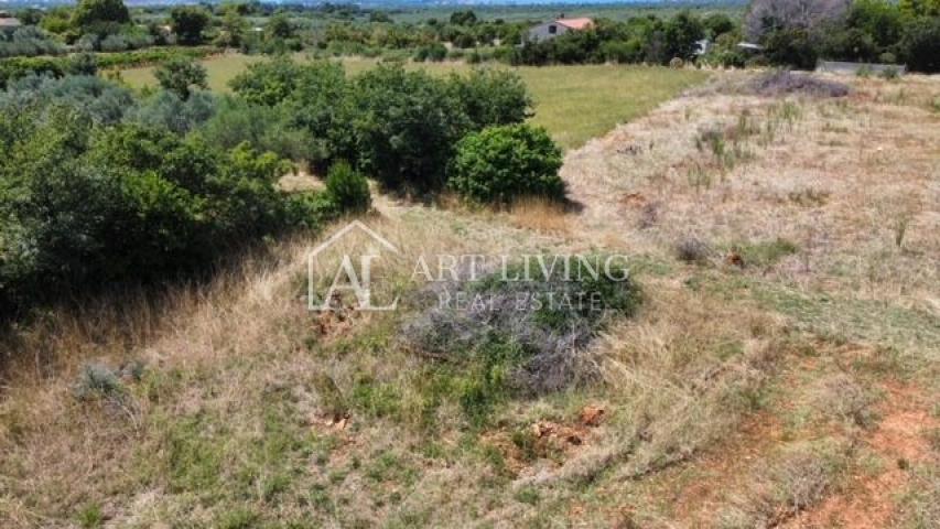 Vodnjan - surroundings, attractive building plot with sea view