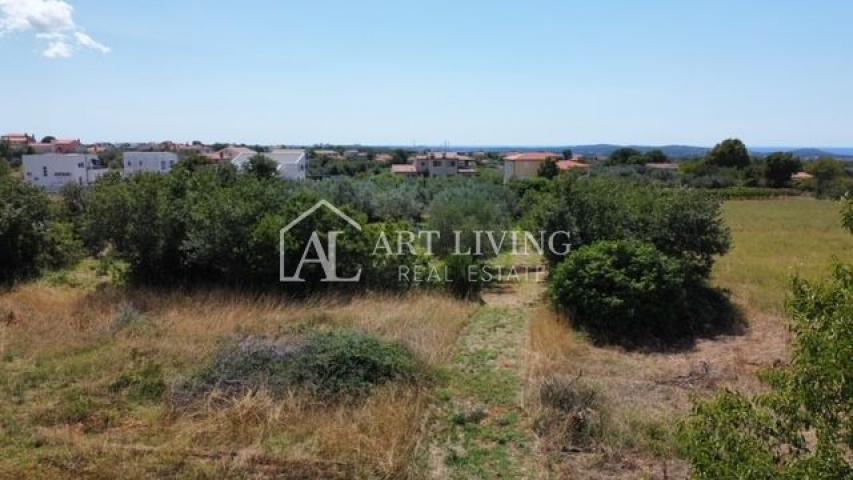 Vodnjan - surroundings, attractive building plot with sea view