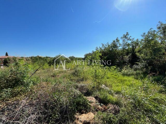 Umag - surroundings, attractive building plot 2 km from the sea