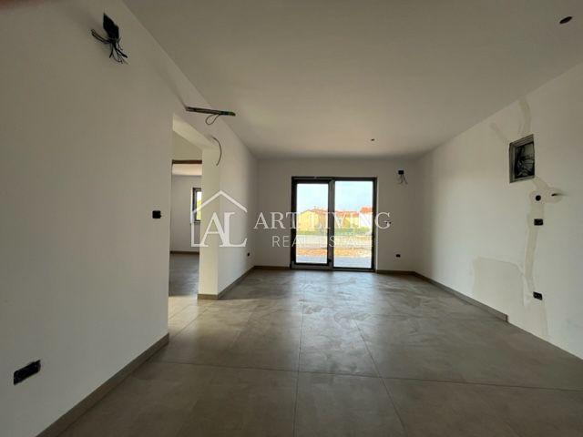 Umag, surroundings - Ground floor apartment 41.25 m2 in a TOP location 200 m from the sea