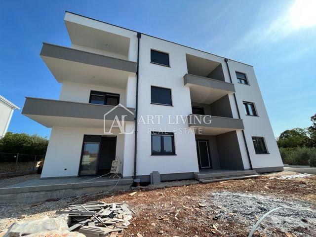 Umag, surroundings - Ground floor apartment 41.25 m2 in a TOP location 200 m from the sea