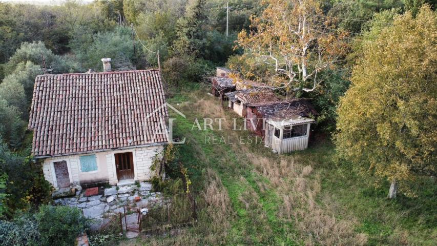 Umag, Umgebung - GELEGENHEIT!! Steinhaus zur Anpassung auf einem fantastischen Grundstück