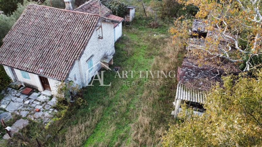 Umag, Umgebung - GELEGENHEIT!! Steinhaus zur Anpassung auf einem fantastischen Grundstück