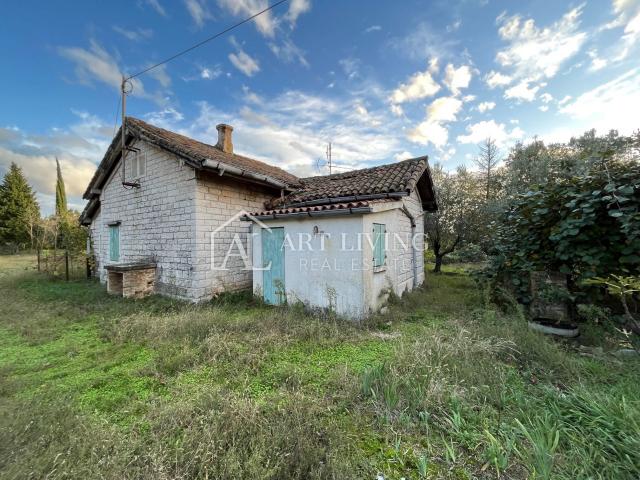 Umag, Umgebung - GELEGENHEIT!! Steinhaus zur Anpassung auf einem fantastischen Grundstück