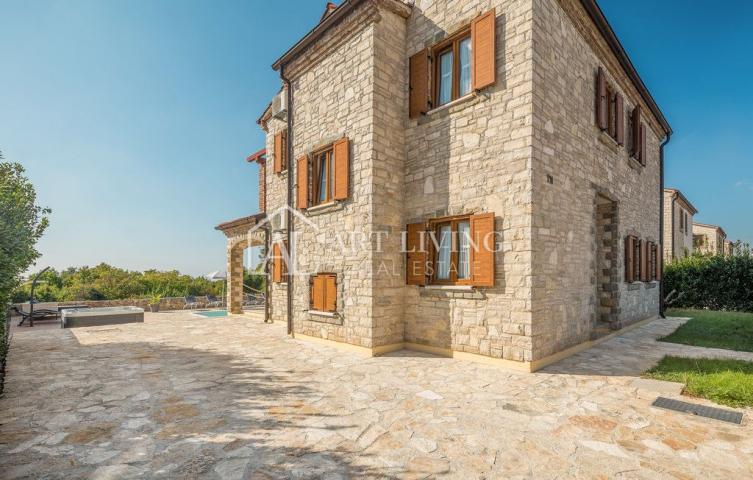 Vodnjan-surroundings, Stone villa with swimming pool in the heart of Istria