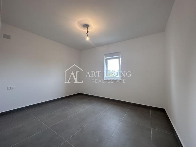 Umag - surroundings, modern apartment on the first floor with a sea view