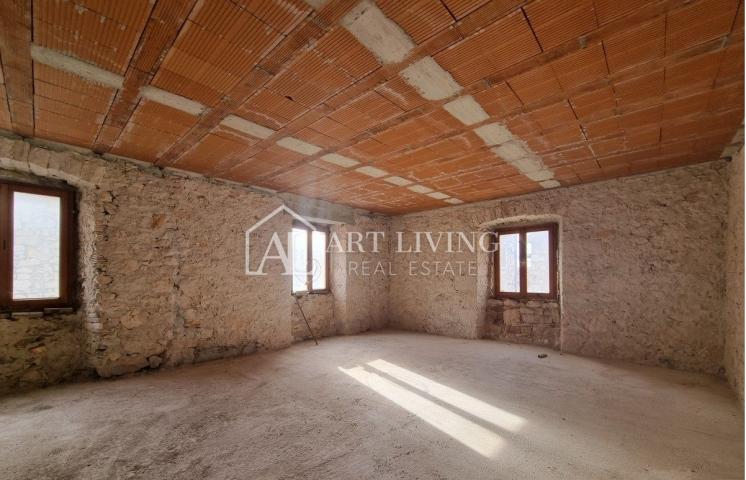 Istria, Novigrad, surroundings - autochthonous Istrian stone house for renovation