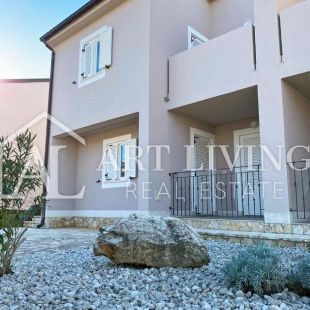 ISTRIA, PULA, surroundings - modern ground floor apartment 150 meters from the sea