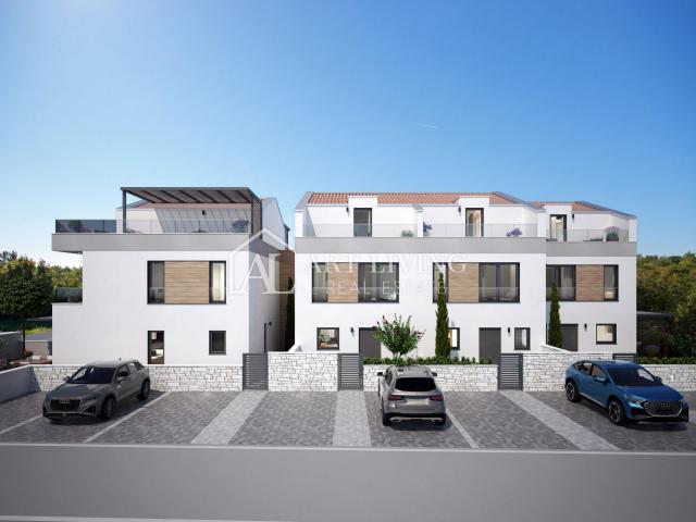 Istria, Poreč - modern terraced house in an excellent location - NEWLY BUILT