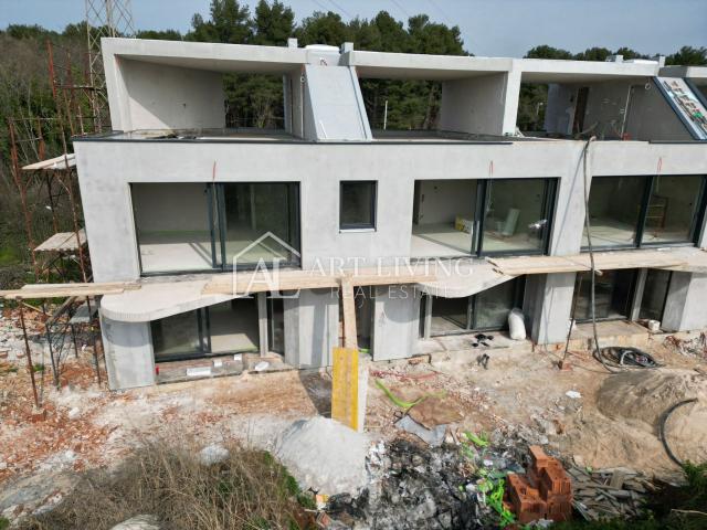 Istrien, Poreč, Umgebung - moderne attraktive Wohnung mit Dachterrasse - NEUBAU