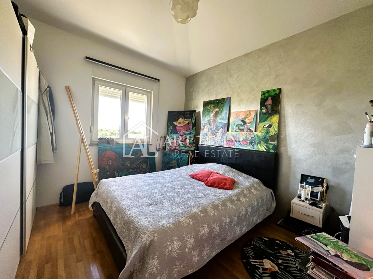 Istrien, Umag, Umgebung – modernes Apartment mit zwei Schlafzimmern in ruhiger und schöner Lage