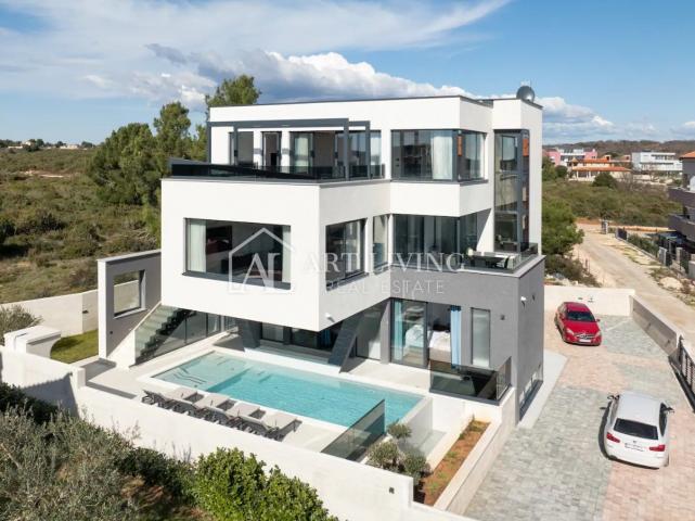 Istria, Medulin, surroundings - luxurious modern villa only 100 m from the sea