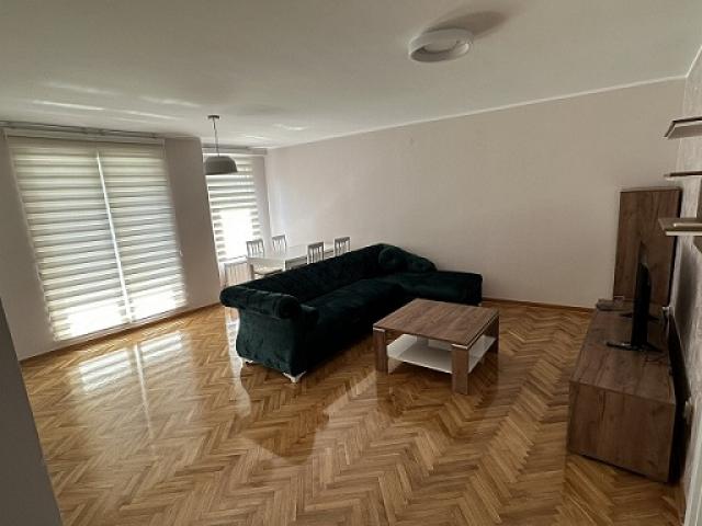 STARI GRAD CENTAR 60m2 , 1100e