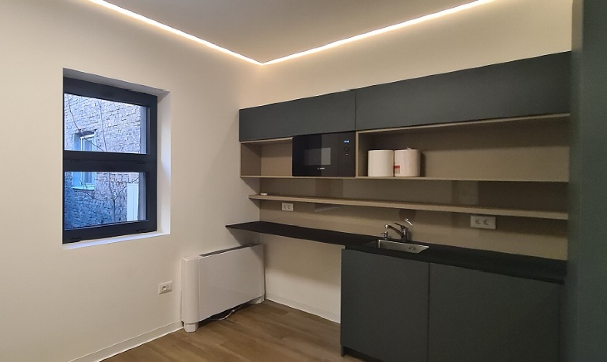 STARI GRAD CENTAR 132m2 , 2450e