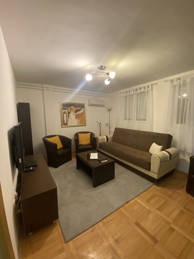 VOZDOVAC KUMODRAZ 55m2 , 450e